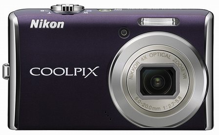 Novinky Nikonu: stylové kompakty Coolpix S620 a S630