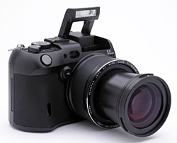 V “Top 10” PC Worldu bodují Olympus a Canon