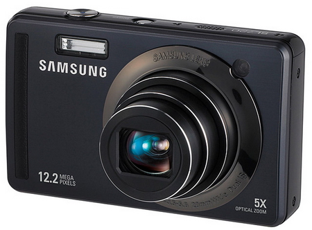 Samsung přichází se třemi novými kompakty