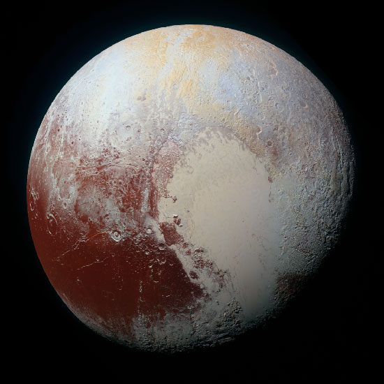 NASA zveřejnila kvalitnější snímky planety Pluto v 64 MPx