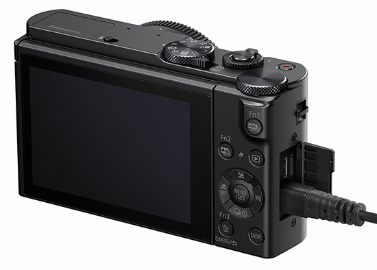 Kompaktní Panasonic Lumix LX15 se světelností F1,4