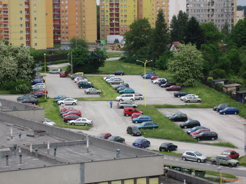 Canon IXUS 220 HS: multifunkční Karkulka