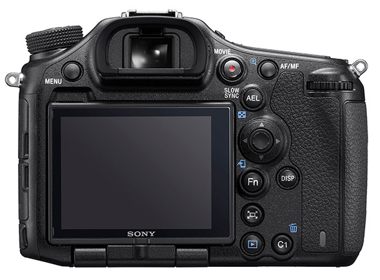 Sony A99 II dostává dvojité hybridní fázové ostření