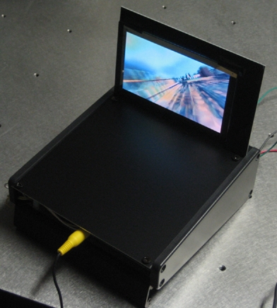 5,5" active matrix OLED displej Toppan představen