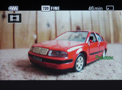 Sony Cyber-shot W570: jde to i s 16 megapixely