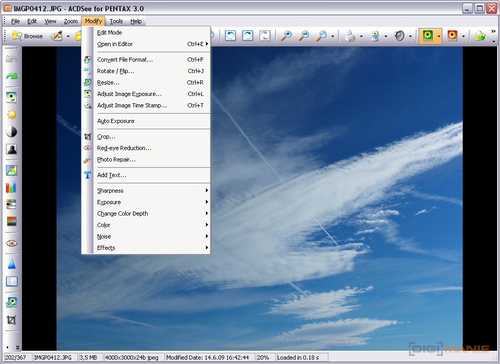 Pentax X70: neobyčejně univerzální kliďas