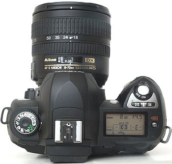 Vybíráme digitální zrcadlovku do 30 tisíc korun