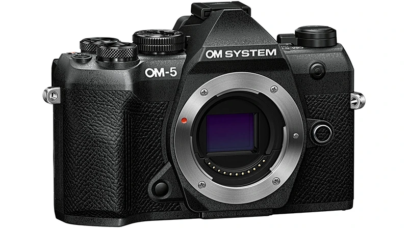 OM System přináší OM-5 Mark II s lepším ovládáním a 20MPx senzorem