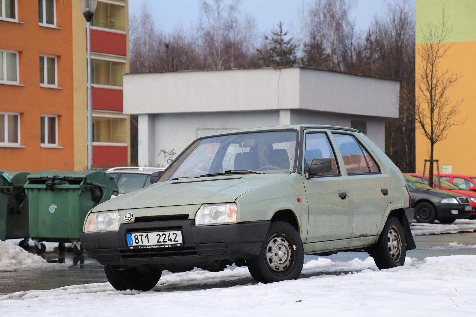 Canon EF-S 18-135mm f/3.5-5.6 IS Nano USM