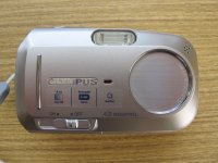 Olympus Camedia C-470 Zoom: Americký D-590