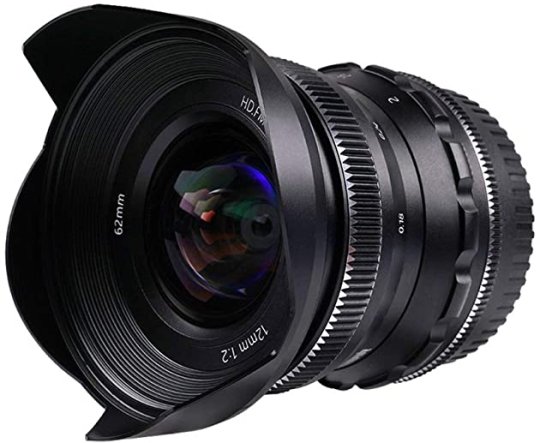Pergear představil širokoúhlý objektiv 12mm F2 nejen pro MFT