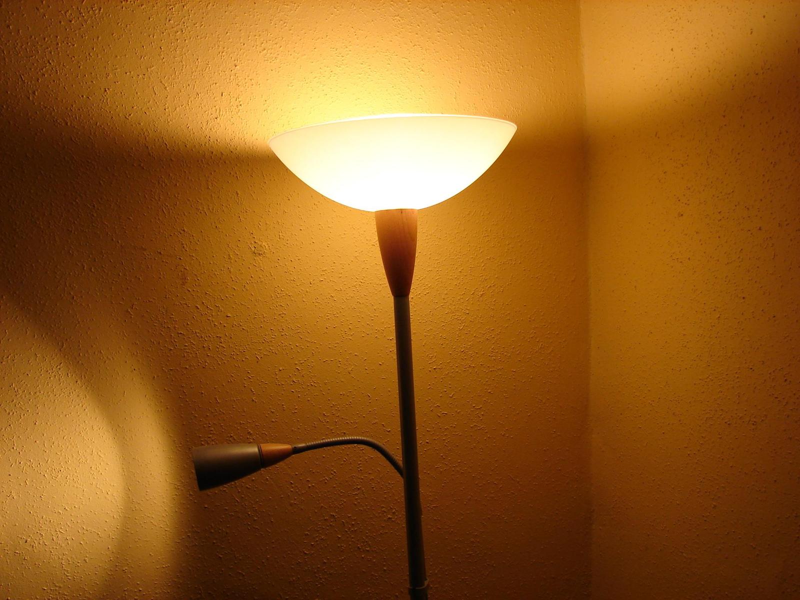 Cyber-shot DSC-H1: stabilizovaný ultrazoom má i Sony