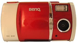 BenQ DC E40: Švihák s dotykovým displejem