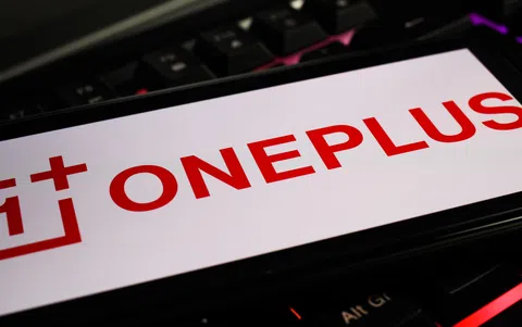 OnePlus zastavuje aktualizace, některé telefony mění v nefunkční cihly