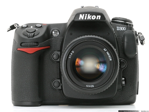 Nikon D300: překonává sám sebe