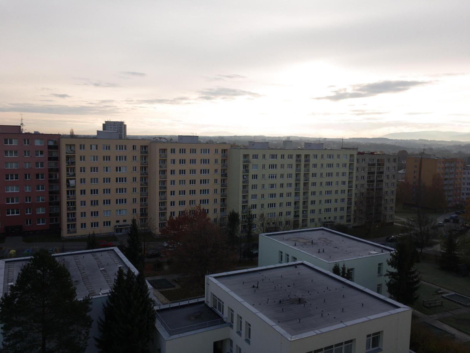 Apple iPhone SE: kompaktní silák