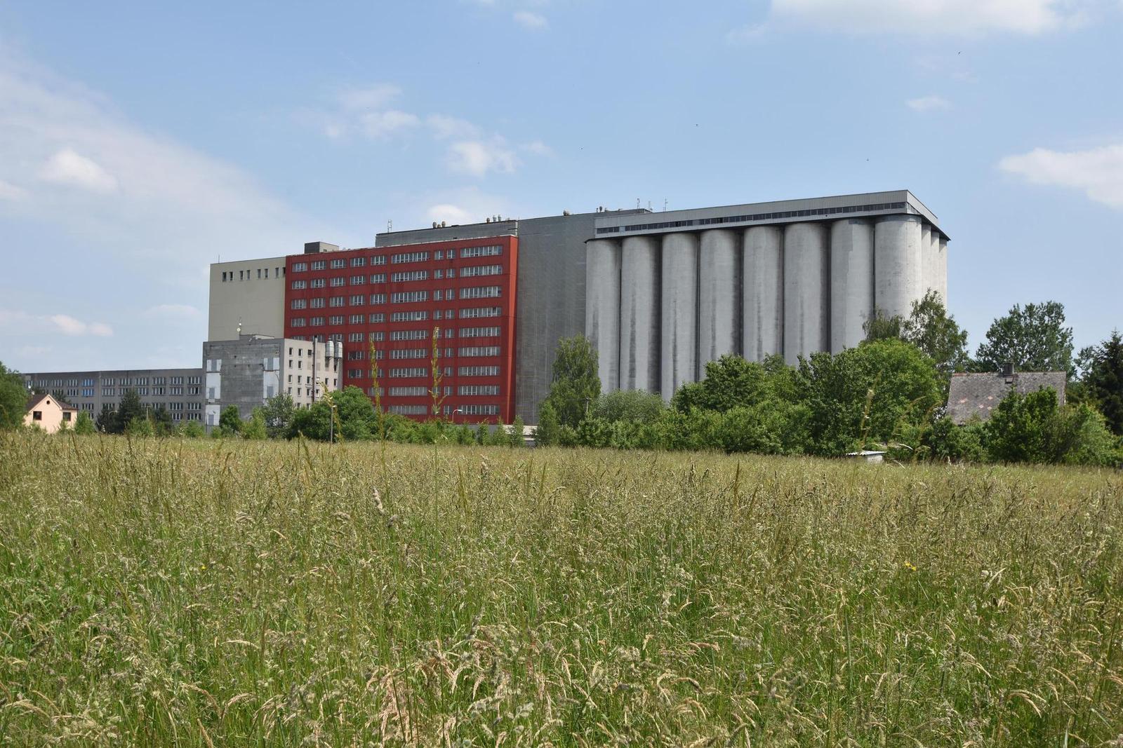 Tamron SP AF 10-24mm F3.5-4.5 Di II LD Aspherical IF