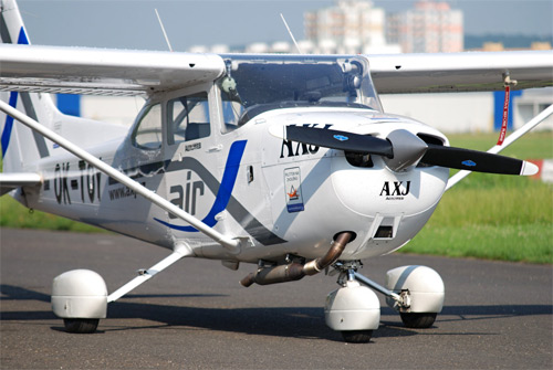 Nepracuj a pojď létat: Staňte se na 2 hodiny pilotem!