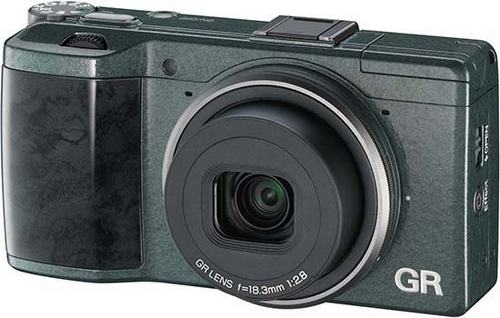 Limitovaná edice profi kompaktu Ricoh GR