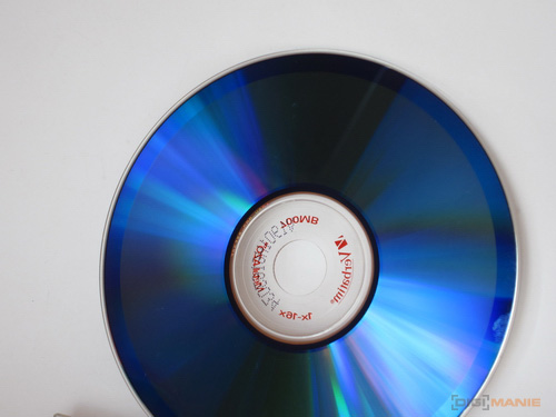 Canon IXUS 300 HS: superstylovka i pro náročné