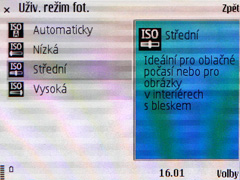 Nokia N86 8MP: s objektivem od profíka
