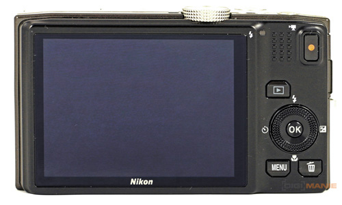Nikon Coolpix S8200: kapesní mikroskop