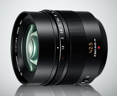 Vysoce světelný objektiv Panasonic Leica Nocticron 42,5mm F1,2