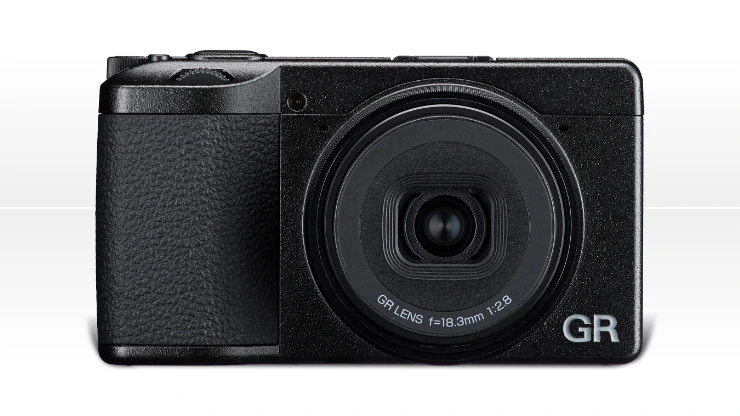 Ricoh GR IV