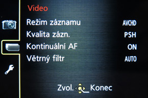 Panasonic Lumix LX7: kompaktní hvězda noci