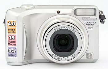 Dvě elektronické zrcadlovky u Nikonu