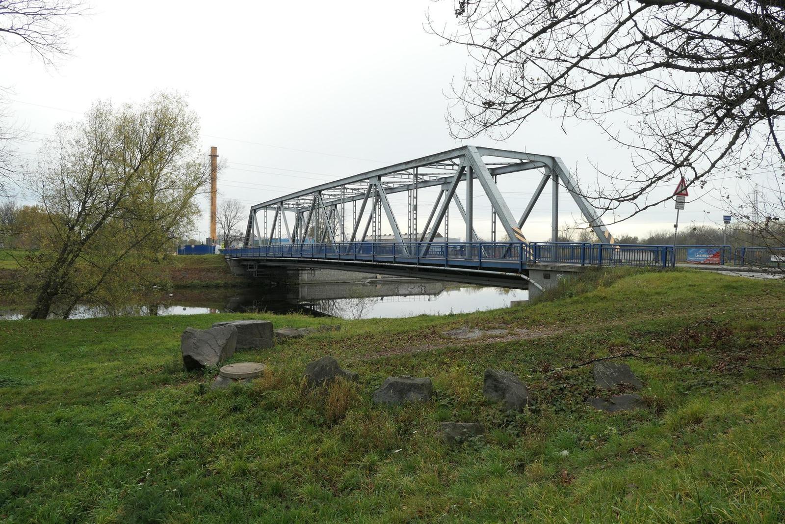 Panasonic Lumix TZ200: kamarád na cesty