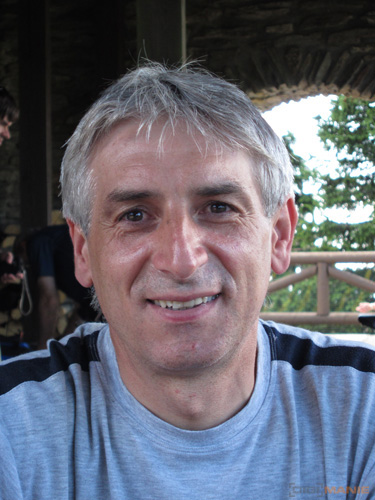 Canon IXUS 300 HS: superstylovka i pro náročné