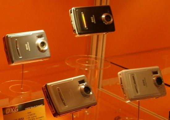 CeBIT 2005: Není pouze velkých hráčů