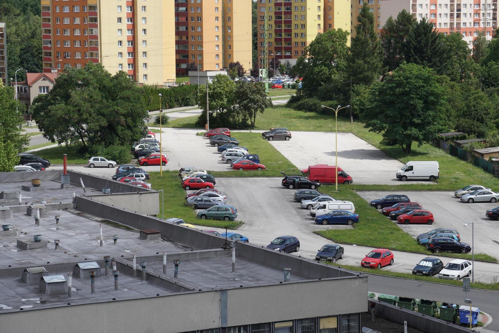 Sony Carl Zeiss Vario-Tessar T* 16-70mm F4 OSS (SEL1670Z)