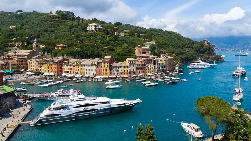 Italské Portofino zavedlo pokutu až 275 EUR za zdržování se např. focením