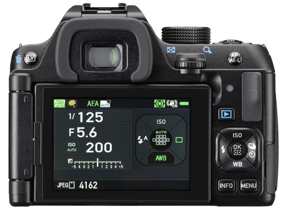 Pentax uvedl zrcadlovku KF, lehce modernizovanou variantu K-70