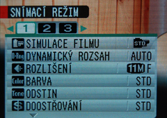 Fujifilm S100FS: jde zrcadlovkám po krku
