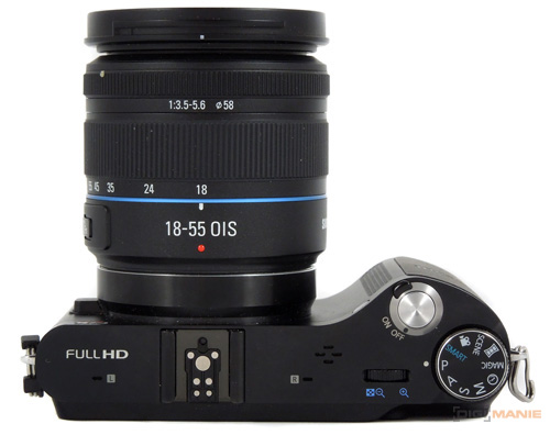 Samsung NX200: 20 mega v útoku