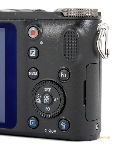 Samsung NX200: 20 mega v útoku