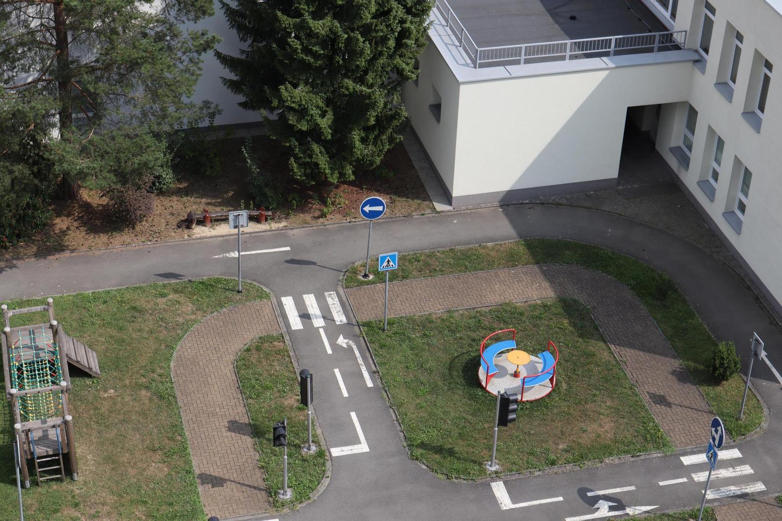 Canon EF-M 15-45mm f/3.5-6.3 IS STM