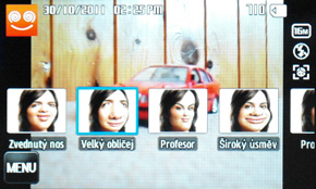 Samsung MV800: pro každý úhel i autoportréty