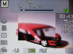 Olympus SP-570UZ: uspěje první 20× ultrazoom v testu?