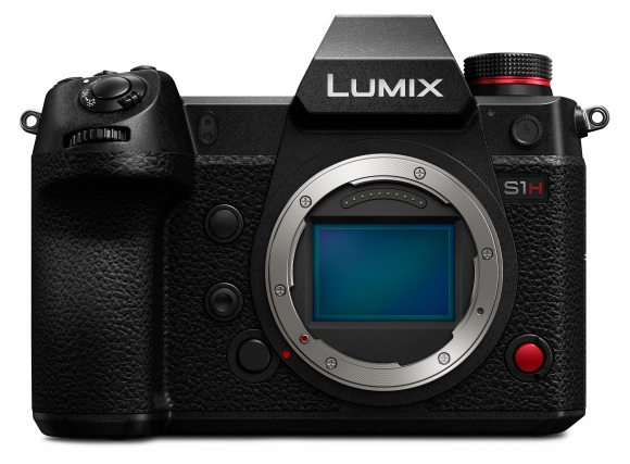Panasonic uvádí profi video-fotoaparát Lumix S1H s 6K