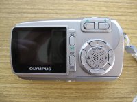 Olympus Camedia C-470 Zoom: Americký D-590
