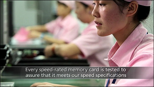 Výroba paměťových karet u Lexaru