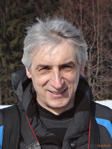 Sony Cyber-shot W570: jde to i s 16 megapixely