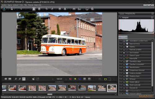 Olympus XZ-1: trefa do černého