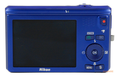 Nikon Coolpix S6300: vlk v rouše beránčím