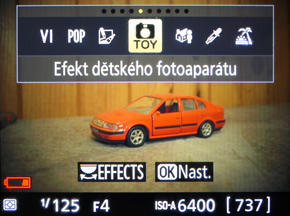 Nikon D3400: moderní low-end