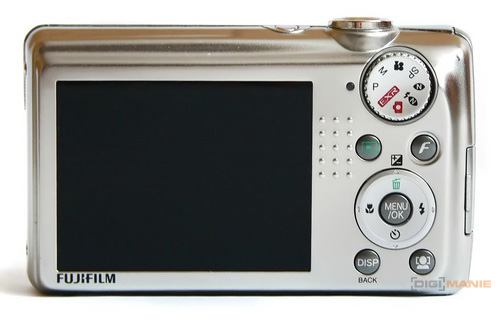 Fujifilm FinePix F70EXR: šum nemá šanci